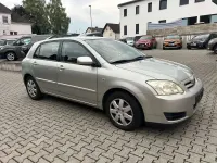 Gebraucht Toyota Corolla Luna 97 PS (71 kW) 2006 Silver metallic Limousine