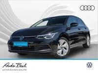 Gebraucht VW Golf VIII Style 131 PS (96 kW) 2023 Deep black perleffekt Limousine
