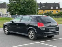 Gebraucht Opel Signum 155 PS (114 kW) 2004 Schwarz Kleinwagen