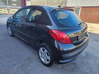 Gebraucht Peugeot 207 Urban Move 95 PS (69 kW) 2009 Farbe schwarz Kleinwagen