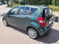 Gebraucht Mercedes A180 Edition 116 PS (85 kW) 2009 Deltagruen  metalliclack Kleinwagen