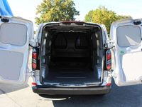 Gebraucht Ford Transit Custom Trend 136 PS (100 kW) 2024 Polarsilber metallic Van / Kleinbus