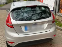 Gebraucht Ford Fiesta 71 PS (52 kW) 2011 Silber Kleinwagen
