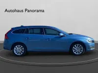 Gebraucht Volvo V60 Momentum 181 PS (133 kW) 2015 Blau Kombi