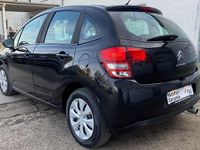 Gebraucht Citroën C3 Tendance 95 PS (69 kW) 2017 Schwarz Limousine