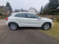 Gebraucht Mercedes GLA200 Urban 156 PS (114 kW) 2016 Weiß SUV