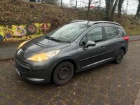 gebraucht Peugeot 207 1.4 Benzin, Klima, Anhängerkupplung