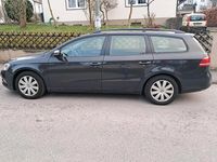 Gebraucht VW Passat 105 PS (77 kW) 2012 Grau Kombi