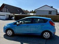 Gebraucht Ford Fiesta Trend 82 PS (60 kW) 2009 Blau Kleinwagen