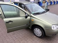 Gebraucht Lada Kalina 66 PS (48 kW) 2010 Grün Kombi