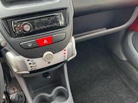 Gebraucht Citroën C1 69 PS (50 kW) 2009 Rot Kleinwagen