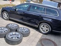 Gebraucht VW Passat Highline 150 PS (110 kW) 2017 Schwarz Kombi