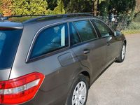 Gebraucht Mercedes E220 Avantgarde 170 PS (125 kW) 2012 Grau Kombi