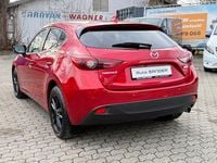 Gebraucht Mazda 3 Nakama 105 PS (77 kW) 2017 Rot Limousine