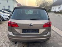 Gebraucht VW Golf Allstar 110 PS (80 kW) 2016 Gold SUV
