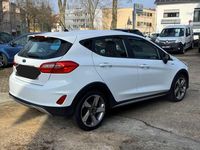 Gebraucht Ford Fiesta Active 85 PS (62 kW) 2018 Weiß Kleinwagen