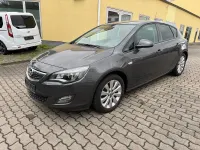 Gebraucht Opel Astra 140 PS (102 kW) 2011 Grau Limousine
