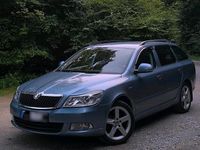 Gebraucht Skoda Octavia 2011 Grau Kombi