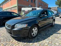 Gebraucht Volvo V50 Kinetic 125 PS (91 kW) 2008 Schwarz Kombi