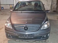 Gebraucht Mercedes B200 Edition 140 PS (102 kW) 2008 Silber Van / Kleinbus