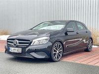 Gebraucht Mercedes A180 122 PS (89 kW) 2015 Schwarz Limousine