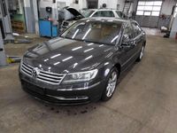 Gebraucht VW Phaeton 239 PS (175 kW) 2012 Moccaanthrazit perleffekt Limousine