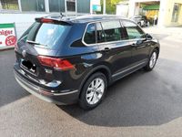 gebraucht VW Tiguan 2.0 TDI 4M Highline AHK, LED, Navi, Head-up-Display..