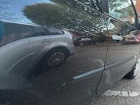 Second-hand Renault Clio II 75 CP (55 kW) 2006 Hatchback