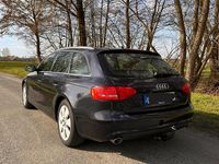 Gebraucht Audi A4 Ambiente 205 PS (150 kW) 2014 Blau Kombi
