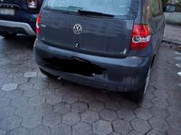 Gebraucht VW Fox 60 PS (44 kW) 2011 Blau Kleinwagen
