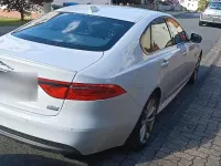 Gebraucht Jaguar XF R-Sport 180 PS (132 kW) 2017 Weiß Limousine