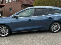 Używany Ford Focus Titanium 150 KM (110 kW) 2018 Niebieski Kombi