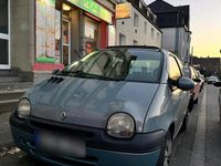 Gebraucht Renault Twingo 58 PS (42 kW) 2003 Silber Kleinwagen
