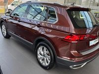 Gebraucht VW Tiguan Elegance 150 PS (110 kW) 2022 Blau SUV