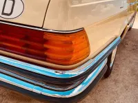 Gebraucht Mercedes 280 156 PS (114 kW) 1977 Gelb Limousine