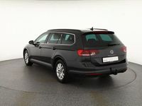 Gebraucht VW Passat Business 150 PS (110 kW) 2023 Grau Kombi