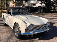 Gebraucht Triumph TR4 105 PS (77 kW) 1963 Weiß Cabrio