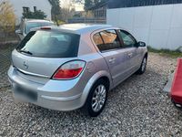 Gebraucht Opel Astra 125 PS (91 kW) 2004 Grau Kleinwagen