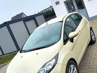 Gebraucht Ford Fiesta Titanium 120 PS (88 kW) 2009 Gelb Limousine
