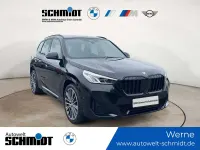 Gebraucht BMW X1 M Sport 163 PS (119 kW) 2023 Saphirschwarz metallic SUV