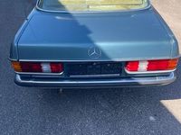 Gebraucht Mercedes 230 136 PS (100 kW) 1981 Blau Coupé