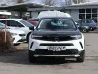 Gebraucht Opel Mokka-e Elegance 100 kW (136 PS) 2023 Arktis weiß SUV