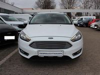 Gebraucht Ford Focus Titanium 125 PS (91 kW) 2018 Frostweiß Kombi