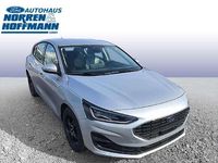 Gebraucht Ford Focus Titanium 125 PS (91 kW) 2024 Moondustsilver Limousine