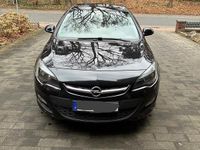 Gebraucht Opel Astra Active 140 PS (102 kW) 2013 Schwarz Limousine