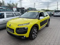 Gebraucht Citroën C4 SELECTION 82 PS (60 kW) 2016 Gelb SUV