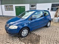Gebraucht VW Fox 54 PS (39 kW) 2005 Blau Kleinwagen