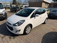 Gebraucht Hyundai ix20 Edition 90 PS (66 kW) 2013 Weiß Kleinwagen