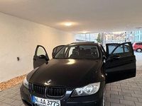 Gebraucht BMW 320 150 PS (110 kW) 2006 Schwarz Limousine