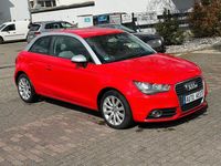 Gebraucht Audi A1 Attraction 86 PS (63 kW) 2011 Rot Kleinwagen